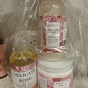 Ancient Cosmetics Delicate Rose Body Care Set